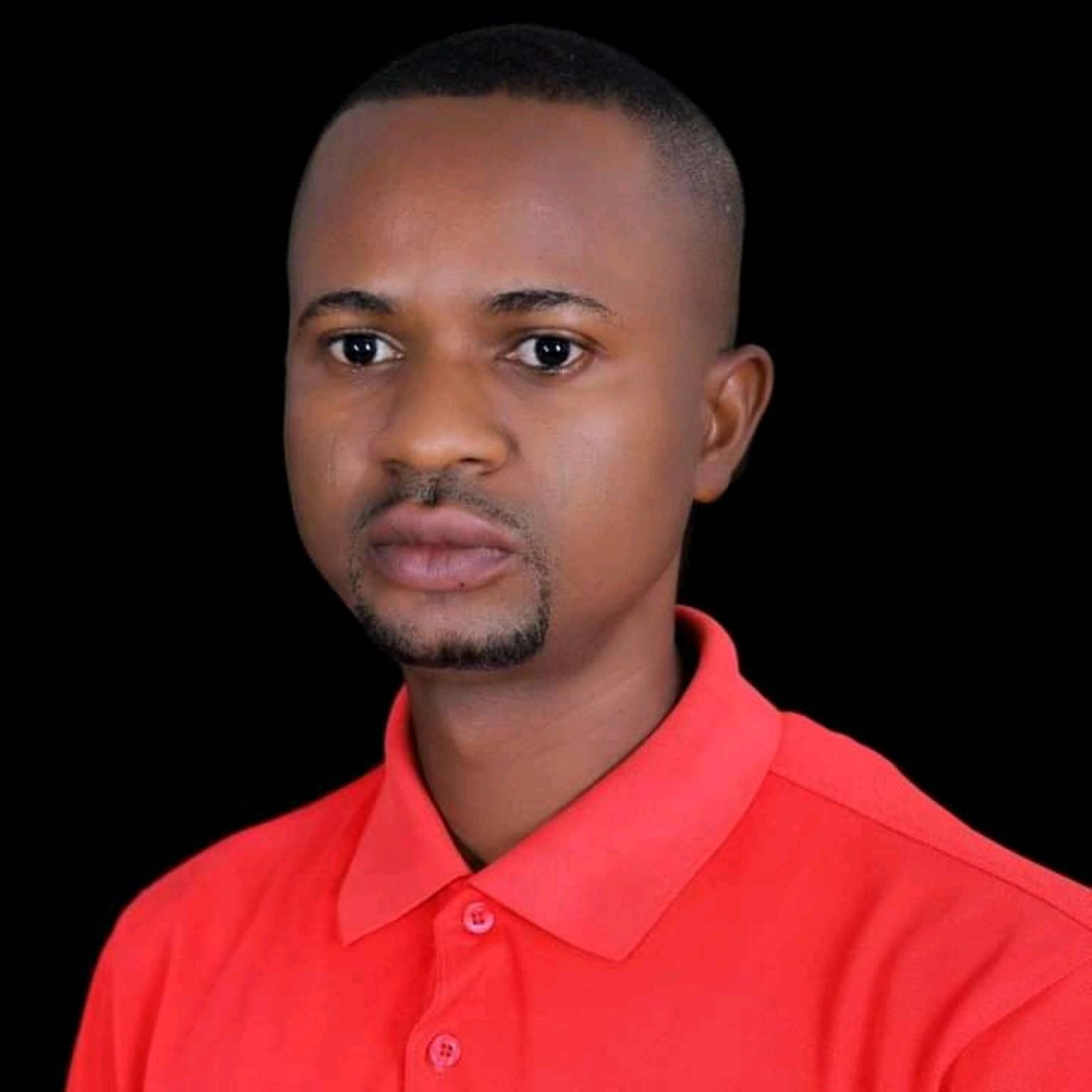 Daniel Onoja